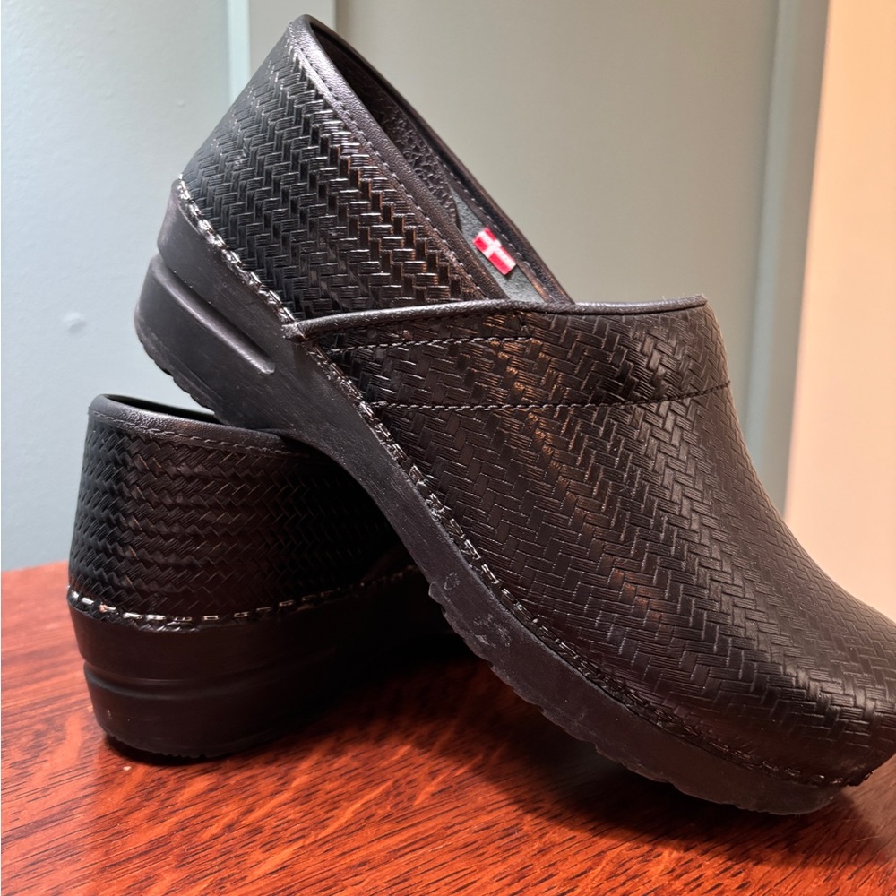Women’s clogs
